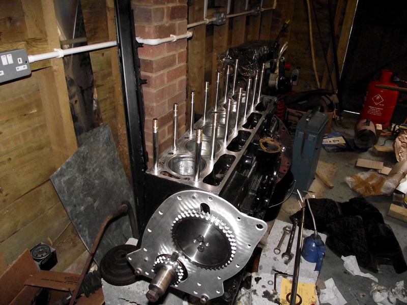 Illustration for article titled It's starting to look like an engine again :)